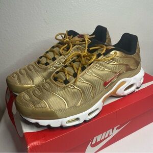 Nike Air Max plus “gold bullet” mens size 10.5